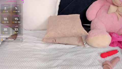 Snapshot of khloe_cutee chatting on September 26, 6:12 pm Khloe Cute online show from September 26, 6:12 pm