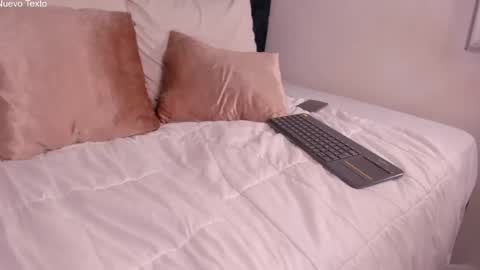 Khloe Cute online show from April 16, 5:25 pm