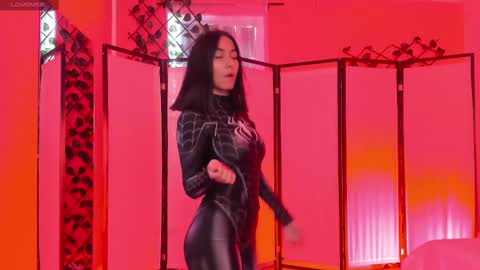 Khloe online show from October 7, 1:08 pm