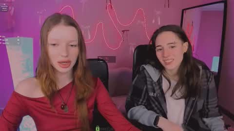 khloebeauty online show from March 16, 8:13 pm