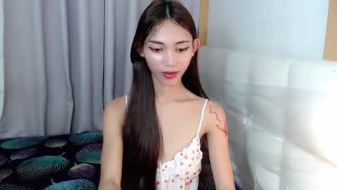 Snapshot of khloedoll_ chatting on January 17, 12:21 pm khloe online show from January 17, 12:21 pm