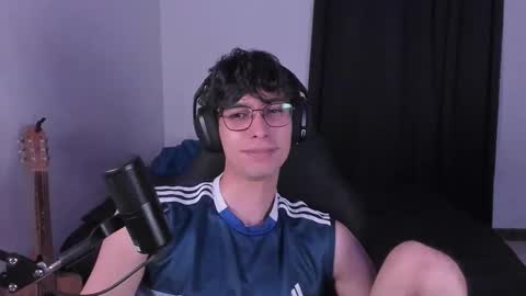 khozler_ online show from September 11, 12:33 am