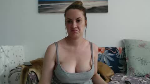 Sarah online show from September 25, 7:56 am