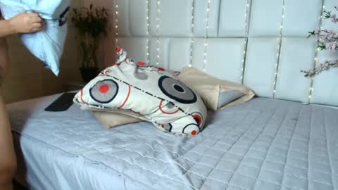    N         M online show from February 5, 5:53 pm