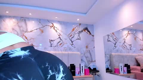    N         M online show from March 18, 3:42 am