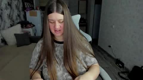 Snapshot of kianna_dior_ chatting on November 21, 10:36 am kianna_dior_ online show from November 21, 10:36 am