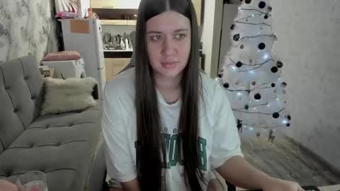 Snapshot of kianna_dior_ chatting on January 5, 5:27 pm kianna_dior_ online show from January 5, 5:27 pm