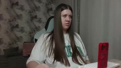 kianna_dior_ online show from April 1, 1:41 pm