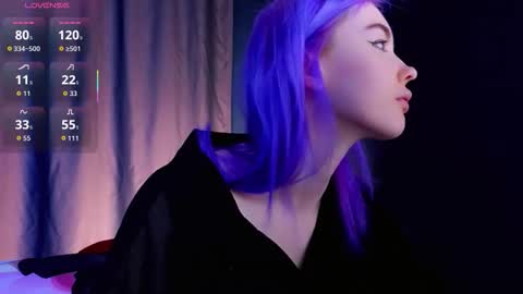 Kira online show from November 8, 9:35 pm