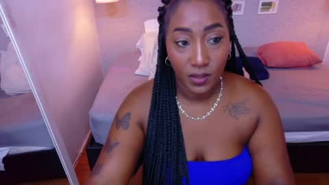 Snapshot of kiara_evanss chatting on May 15, 11:12 pm Kiara online show from May 15, 11:12 pm