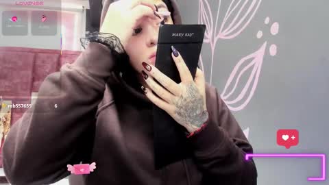 KIARA FOX online show from February 14, 7:54 pm