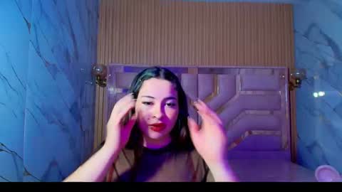 Snapshot of kiara_moon_r chatting on July 4, 3:13 am Kiara online show from July 4, 3:13 am