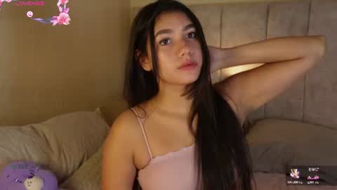 Snapshot of kiara_violet_ chatting on July 11, 5:10 am Kiara online show from July 11, 5:10 am
