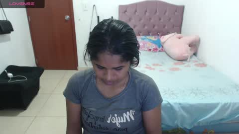 Snapshot of kiara_williamss chatting on December 18, 10:35 pm Kiara online show from December 18, 10:35 pm
