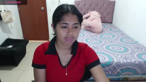 Snapshot of kiara_williamss chatting on January 17, 6:44 pm Kiara online show from January 17, 6:44 pm