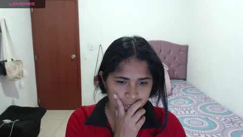 Snapshot of kiara_williamss chatting on January 18, 12:24 am Kiara online show from January 18, 12:24 am