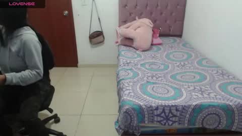 Snapshot of kiara_williamss chatting on February 1, 2:37 am Kiara online show from February 1, 2:37 am