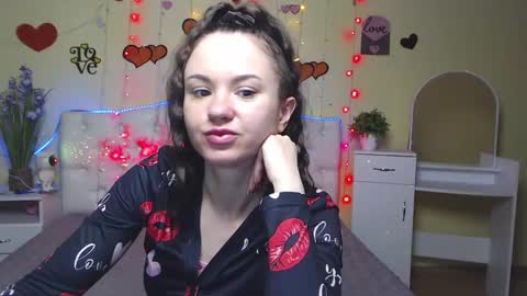 Kara online show from February 13, 7:42 pm