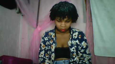 Snapshot of kiarah_69 chatting on May 18, 7:41 pm kiarah 69 online show from May 18, 7:41 pm