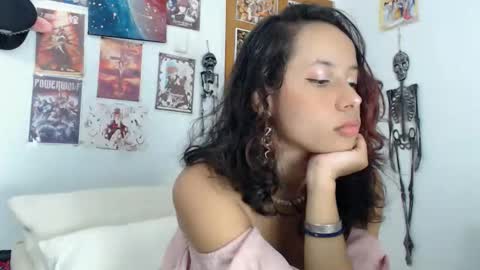 kiaralenon online show from November 30, 10:14 pm