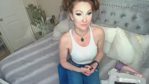 Kia Rose online show from September 14, 6:45 am