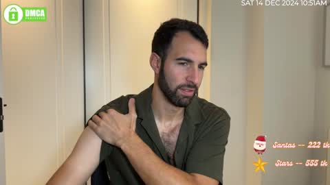 Snapshot of kiatog5 chatting on December 14, 9:51 am Manu online show from December 14, 9:51 am