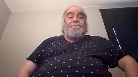 Snapshot of kickinme chatting on November 7, 11:21 am KICKINME online show from November 7, 11:21 am