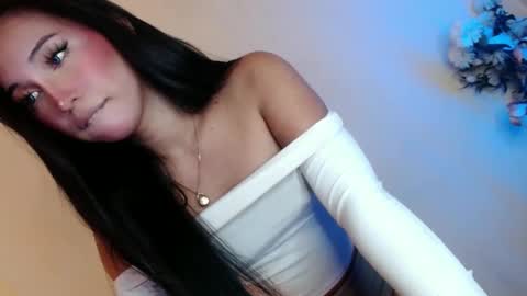 Kiera online show from January 18, 9:24 am