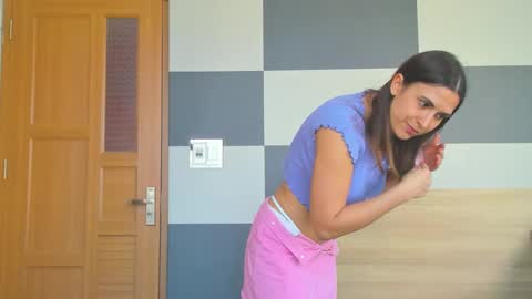 KIERA 31 online show from February 3, 8:46 am