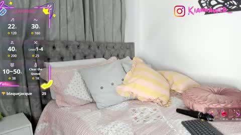 Snapshot of kiianna__ chatting on September 12, 6:02 am INSTAGRAM Kiannaweb online show from September 12, 6:02 am