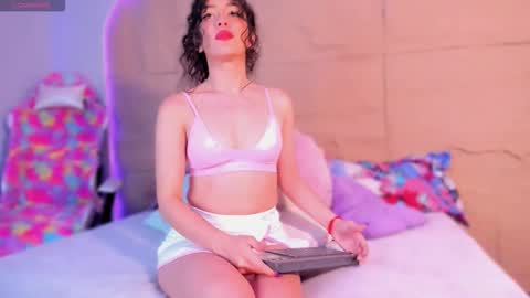 KIM COOPER online show from December 17, 10:54 am