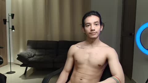 Snapshot of kikeruiz_19 chatting on December 27, 3:48 pm kikeruiz 19 online show from December 27, 3:48 pm