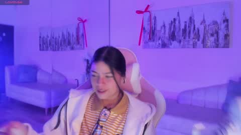 kIKI online show from December 12, 12:33 pm