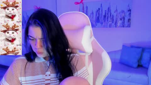 kIKI online show from December 17, 7:07 am