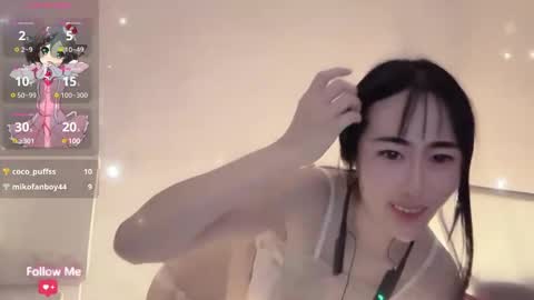 kiki_loveu online show from December 28, 2:10 pm