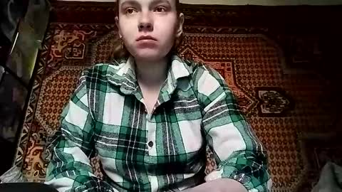 Snapshot of kikibang_ chatting on October 21, 8:04 am kikibang_ online show from October 21, 8:04 am