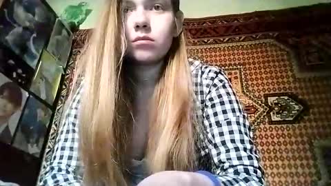 Snapshot of kikibang_ chatting on October 23, 8:13 am kikibang_ online show from October 23, 8:13 am