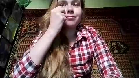 Snapshot of kikibang_ chatting on October 27, 8:18 am kikibang_ online show from October 27, 8:18 am