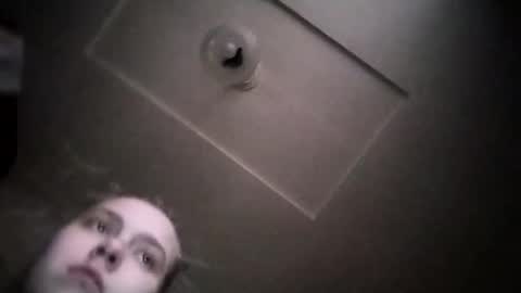 Snapshot of kikibang_ chatting on December 4, 9:40 am kikibang_ online show from December 4, 9:40 am