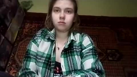 Snapshot of kikibang_ chatting on December 15, 8:29 am kikibang_ online show from December 15, 8:29 am