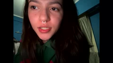Snapshot of kikilove15 chatting on May 20, 11:11 pm kikilove15 online show from May 20, 11:11 pm