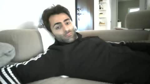 kikkus01 online show from October 28, 8:18 am