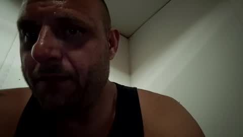 Snapshot of killerkev314 chatting on August 10, 12:36 am killerkev314 online show from August 10, 12:36 am