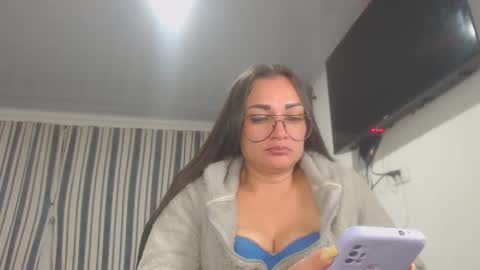 killey online show from October 3, 12:40 am