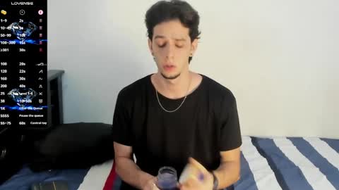 killua_parker online show from April 4, 8:39 pm