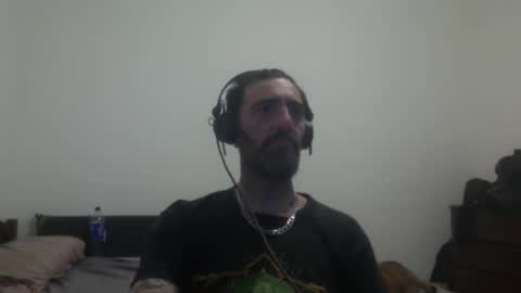 Snapshot of kilombito chatting on November 22, 8:57 am andres online show from November 22, 8:57 am