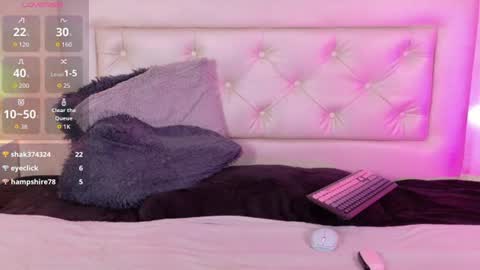  Adrien  online show from July 7, 7:23 am