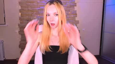 kim_boyd online show from February 20, 11:42 am