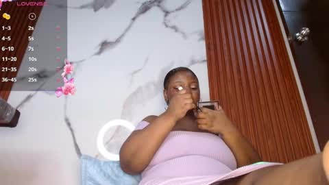 Snapshot of kim_brown2 chatting on April 28, 2:49 am Kim Follow me please online show from April 28, 2:49 am