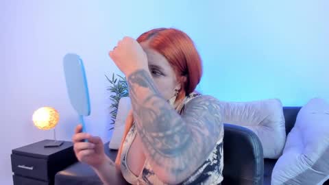 Kim online show from March 3, 11:00 am